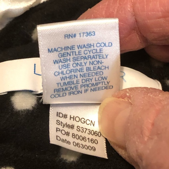 NWT Liz Claiborne LIZWEAR PJ Set W/Sleep Masks - Picture 5 of 7